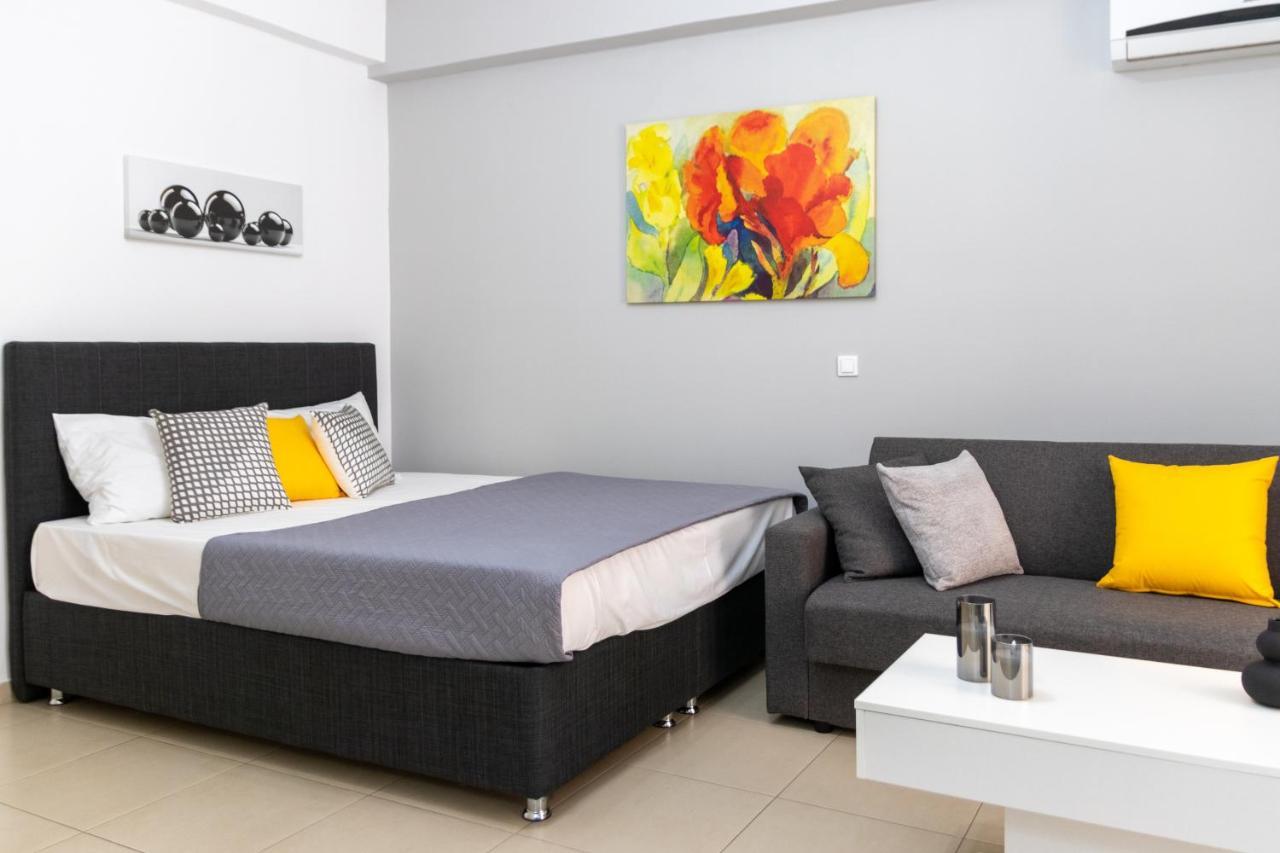 C3 Modern Spartan Apartment Экстерьер фото